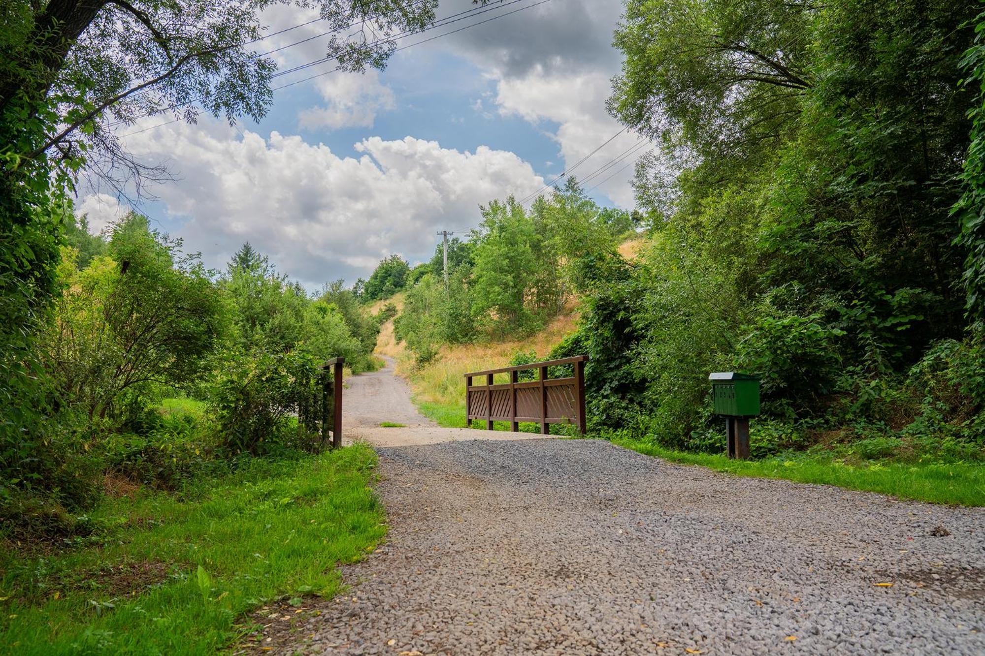 Chalupka Opal A Chalupa Achat Na Luke Lukahuta Chaletstiavnica Banska Stiavnica Na Samote - Samoobsluzny Pristup Cez Pin-Kod Nonstop Esterno foto